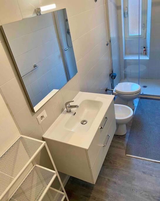 Mamisa Rome, Appartamento Con Parcheggio Privato E Gratuito Luaran gambar