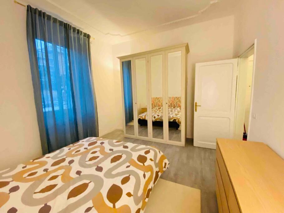 Mamisa Rome, Appartamento Con Parcheggio Privato E Gratuito Luaran gambar