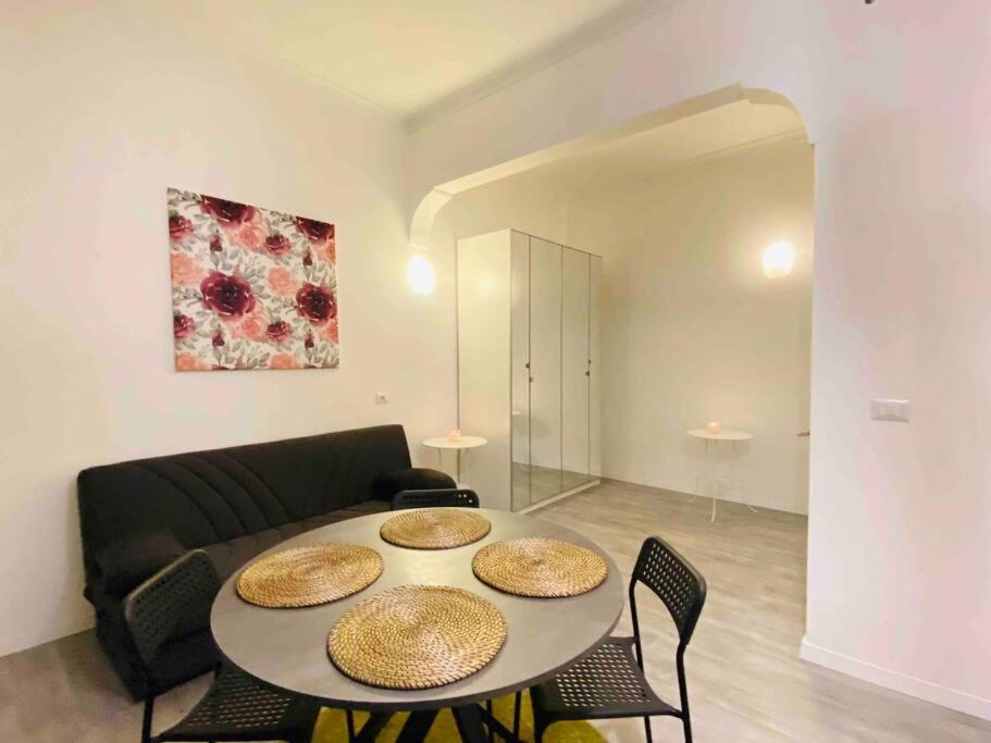 Mamisa Rome, Appartamento Con Parcheggio Privato E Gratuito Luaran gambar
